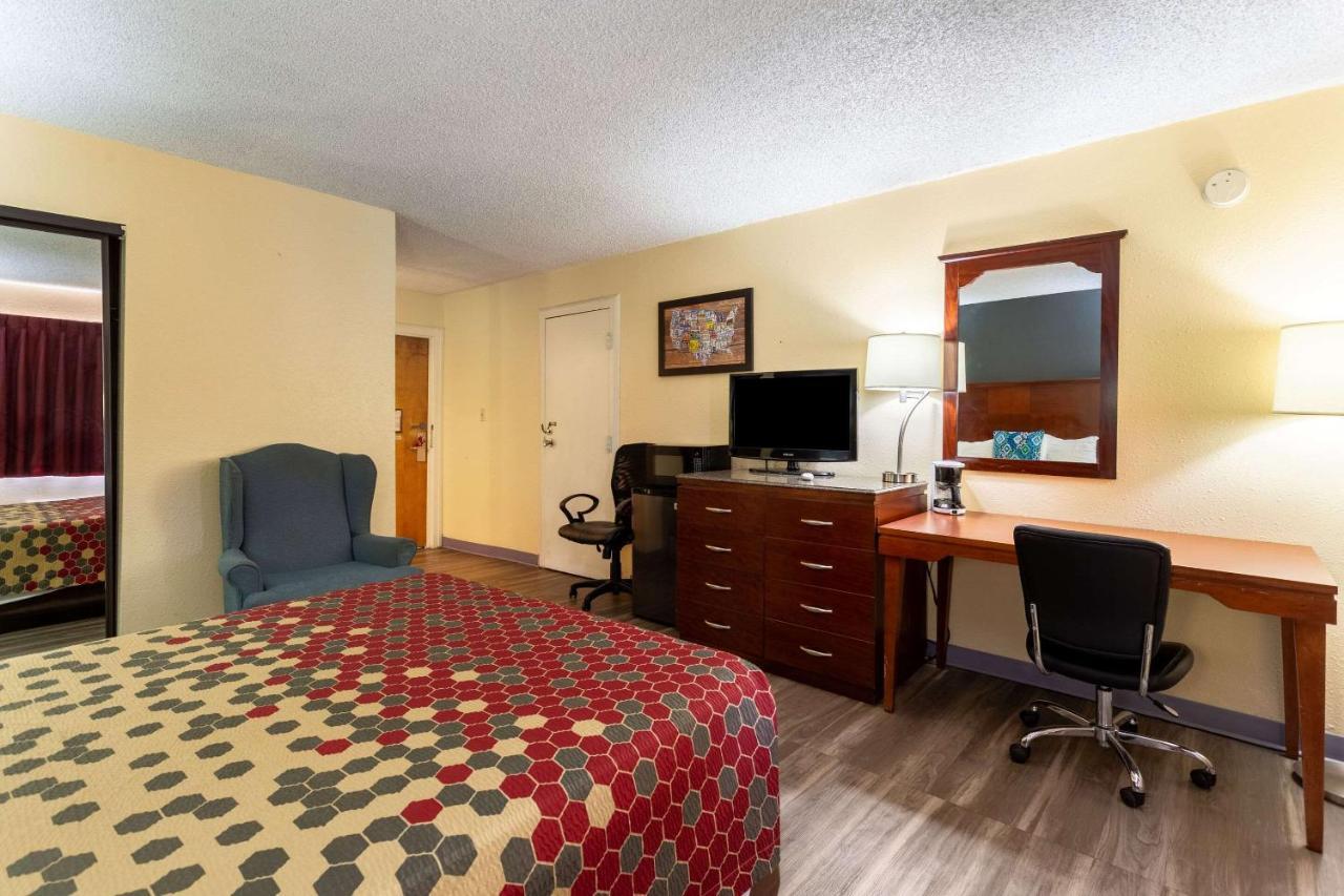 Econo Lodge Gallup Exteriör bild